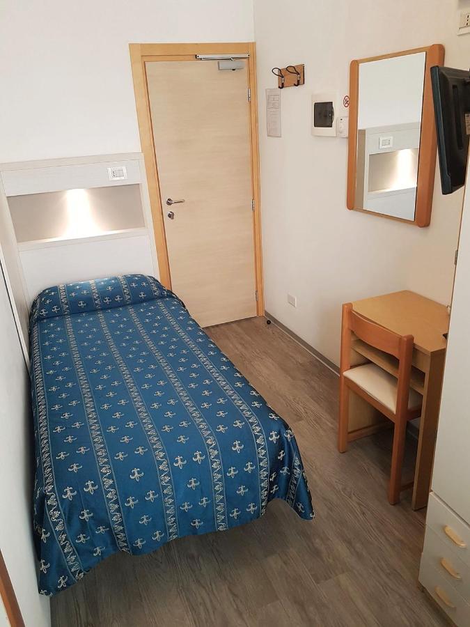 Sorriso - Molto Piu Di Stella Riccione